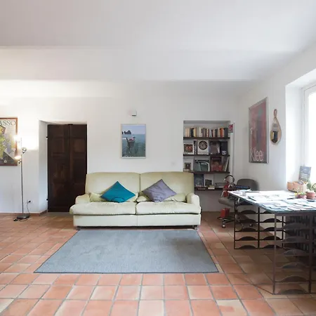 Lägenhet Casa Silvana Alba (Piedmont)